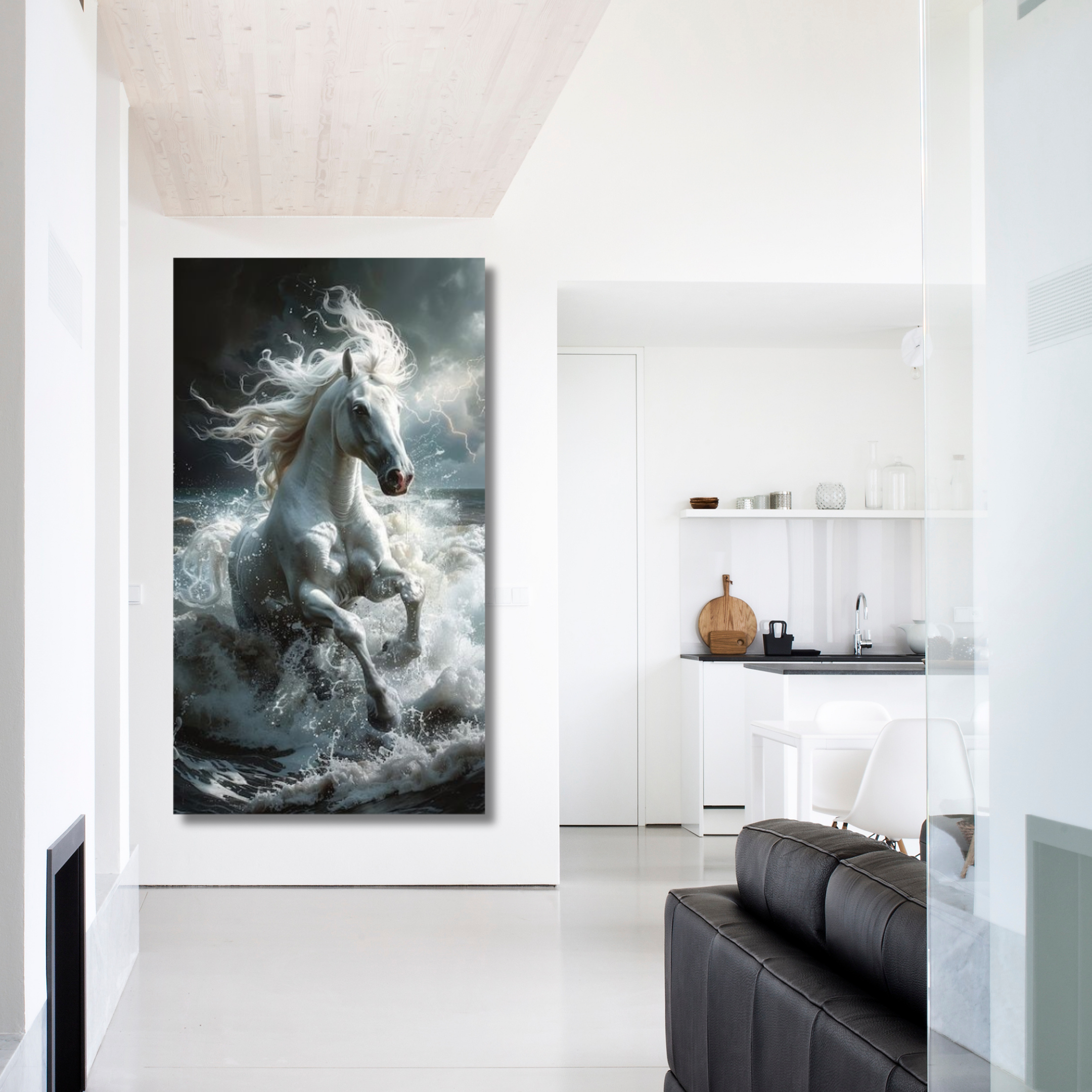 Caballo blanco saliendo del mar frío - Image 2